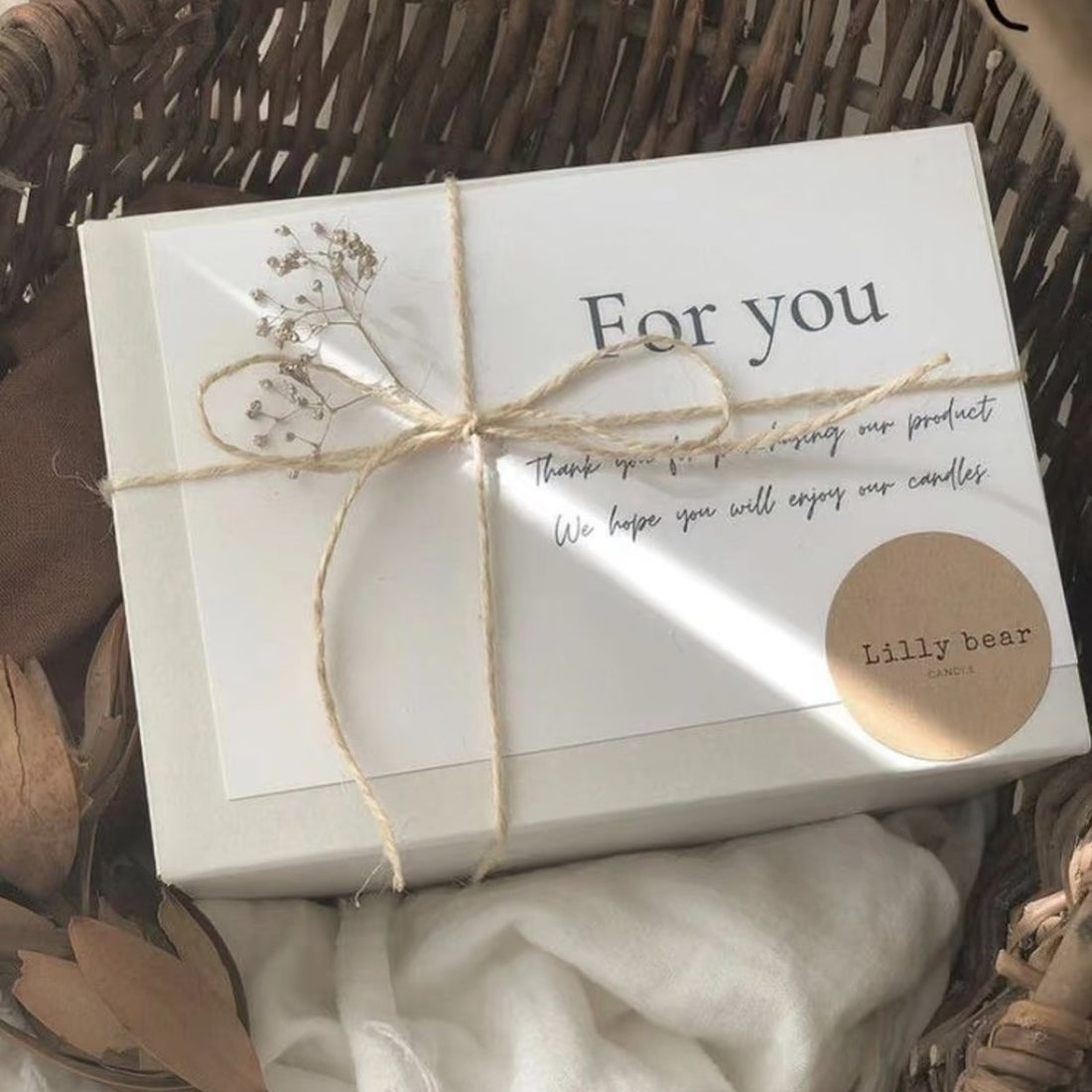 Gift box with a kraft for-you tag and twine — Pakvel