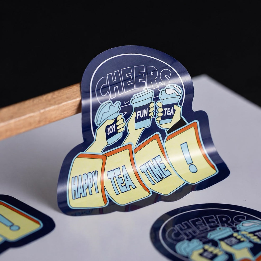 Custom die-cut waterproof vinyl sticker — Pakvel